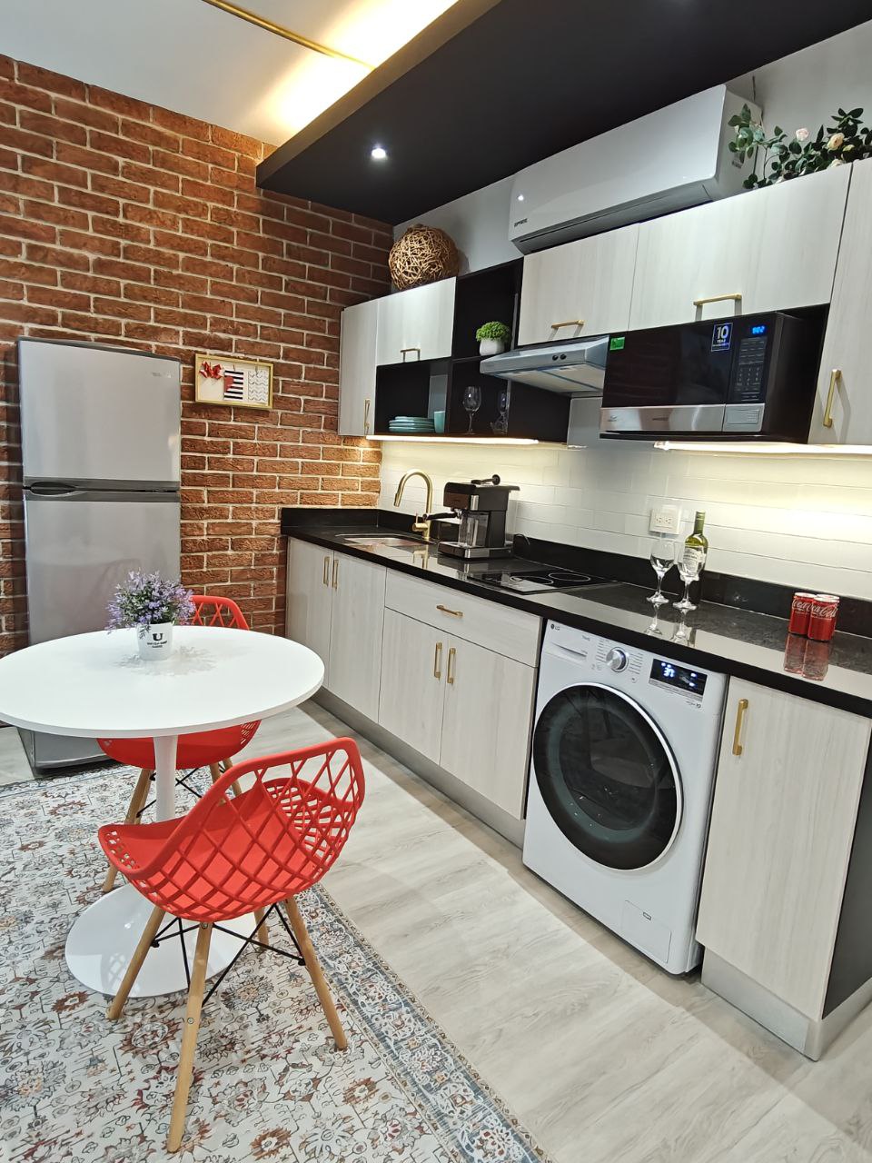 Believe condo kitchen detail